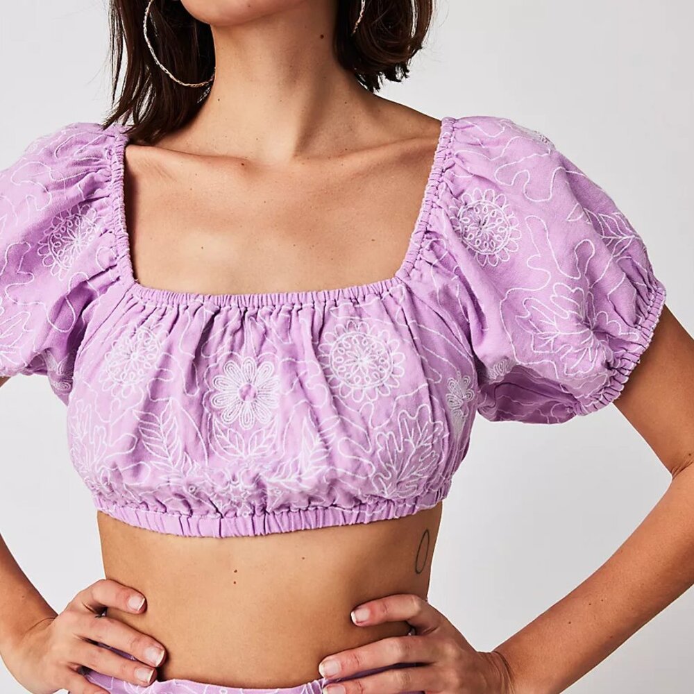 NWOT FREE PEOPLE lotus puff sleeve cropped top in orchid (S.M)